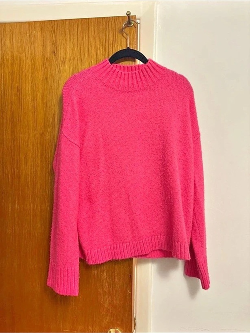 LOFT Crewneck Sweater in Pink